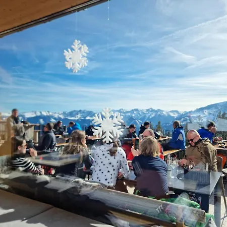 Traum In Zell Am Mit Badeplatz Апартаменты *